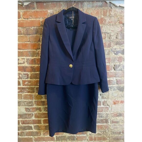 KASPER • Navy Two-Piece Dress Suit and Blazer Single Button Knee-length • Ladies - Picture 1 of 16
